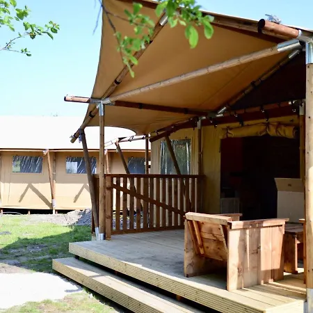 Cozy Coastal Tent 's-Gravenzande